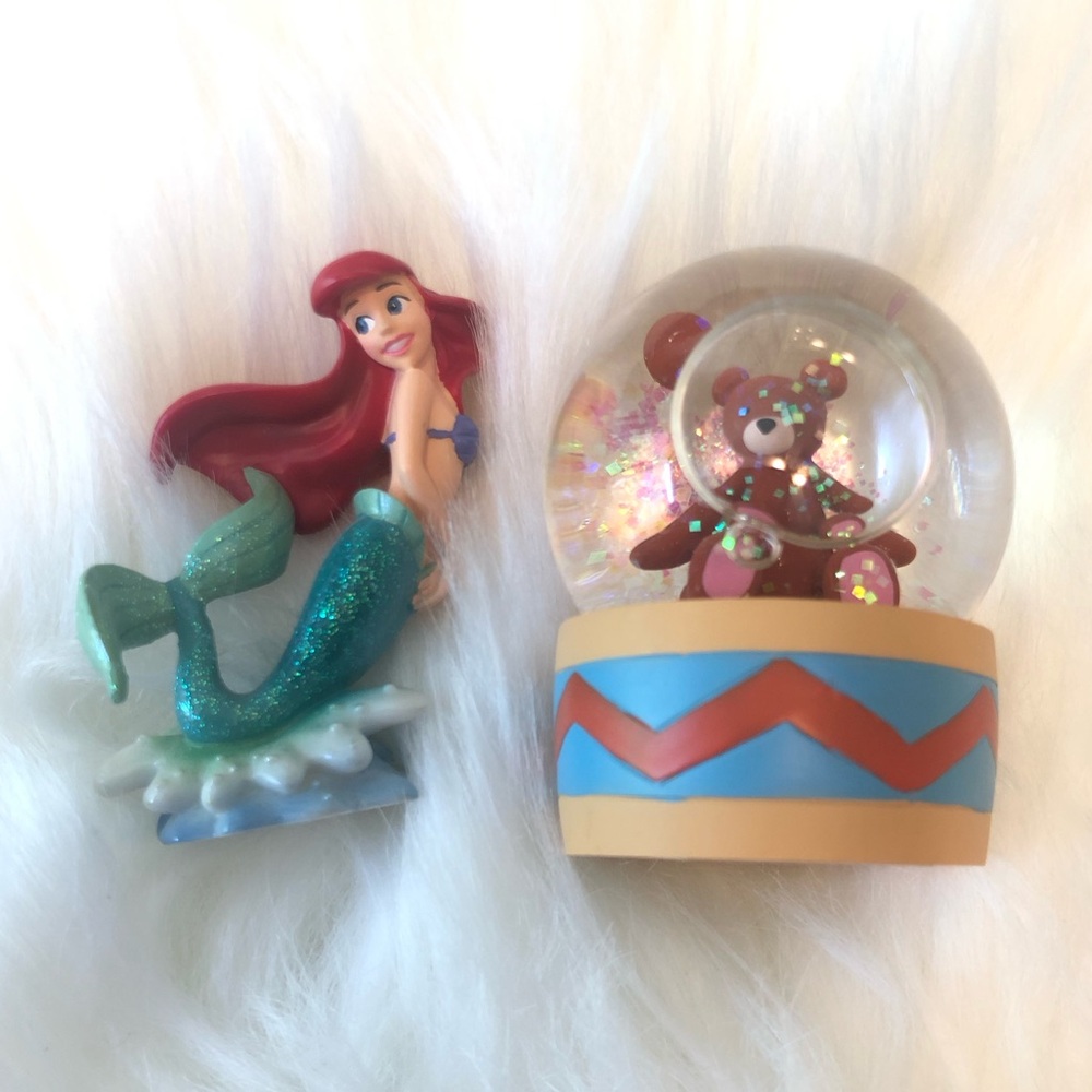 Disney Little Mermaid Ariel miniature two piece snow globe set